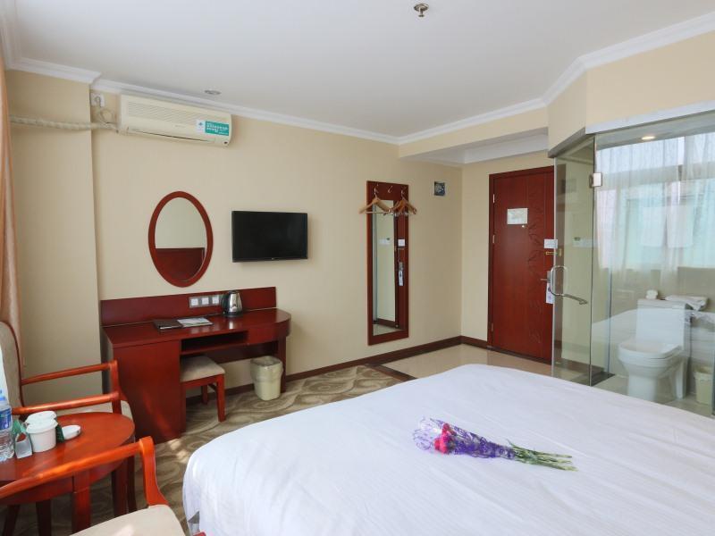 Greentree Inn Shanghai Pudong Airport Huaxia East Road Railway Station Shell Hotel Экстерьер фото